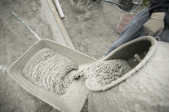 przelewanie betonu